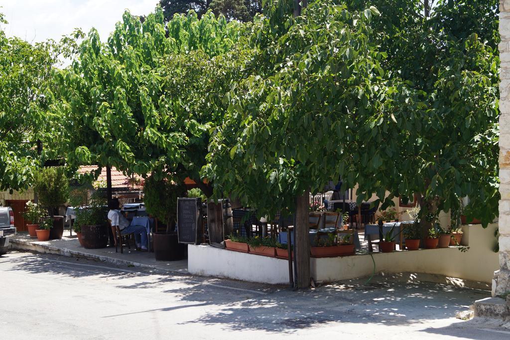 Villa Makrinari Tis Pano Geitonias Salamiou Esterno foto