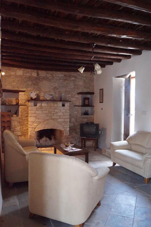 Villa Makrinari Tis Pano Geitonias Salamiou Esterno foto